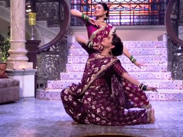 Rashami Desai Dance Video