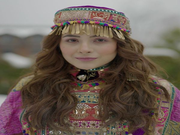 Shehnaaz Gill Latest Glamorous Photos in Kashmiri Dress